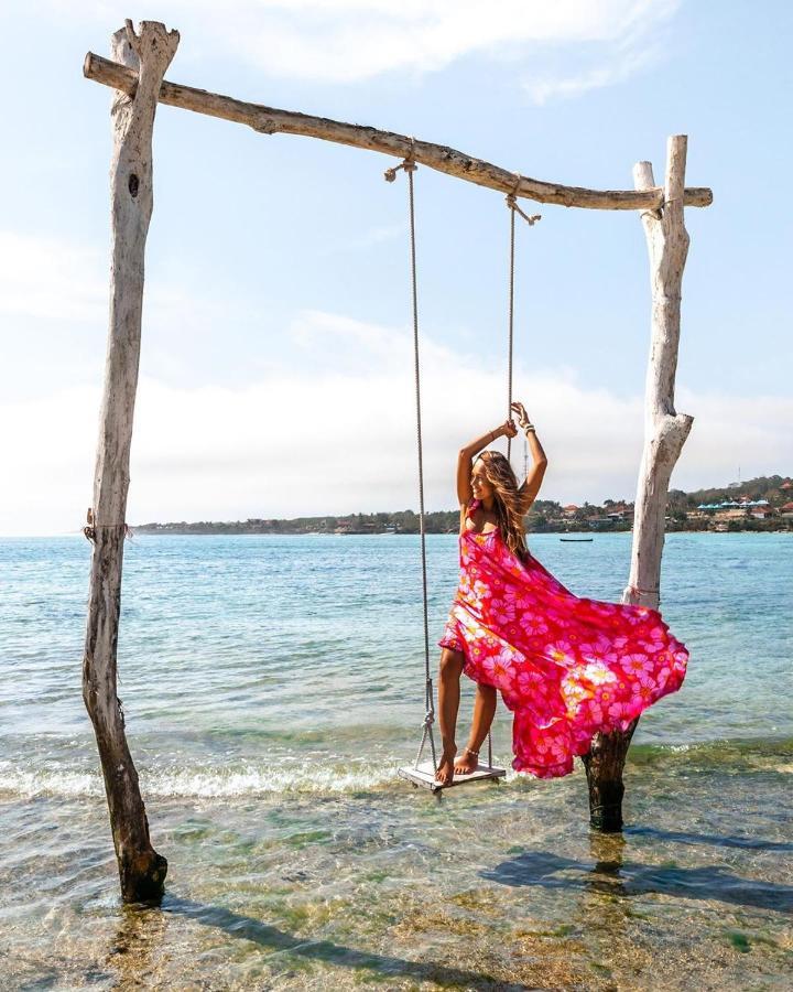 The Waterfront Beach House Lembongan Zewnętrze zdjęcie